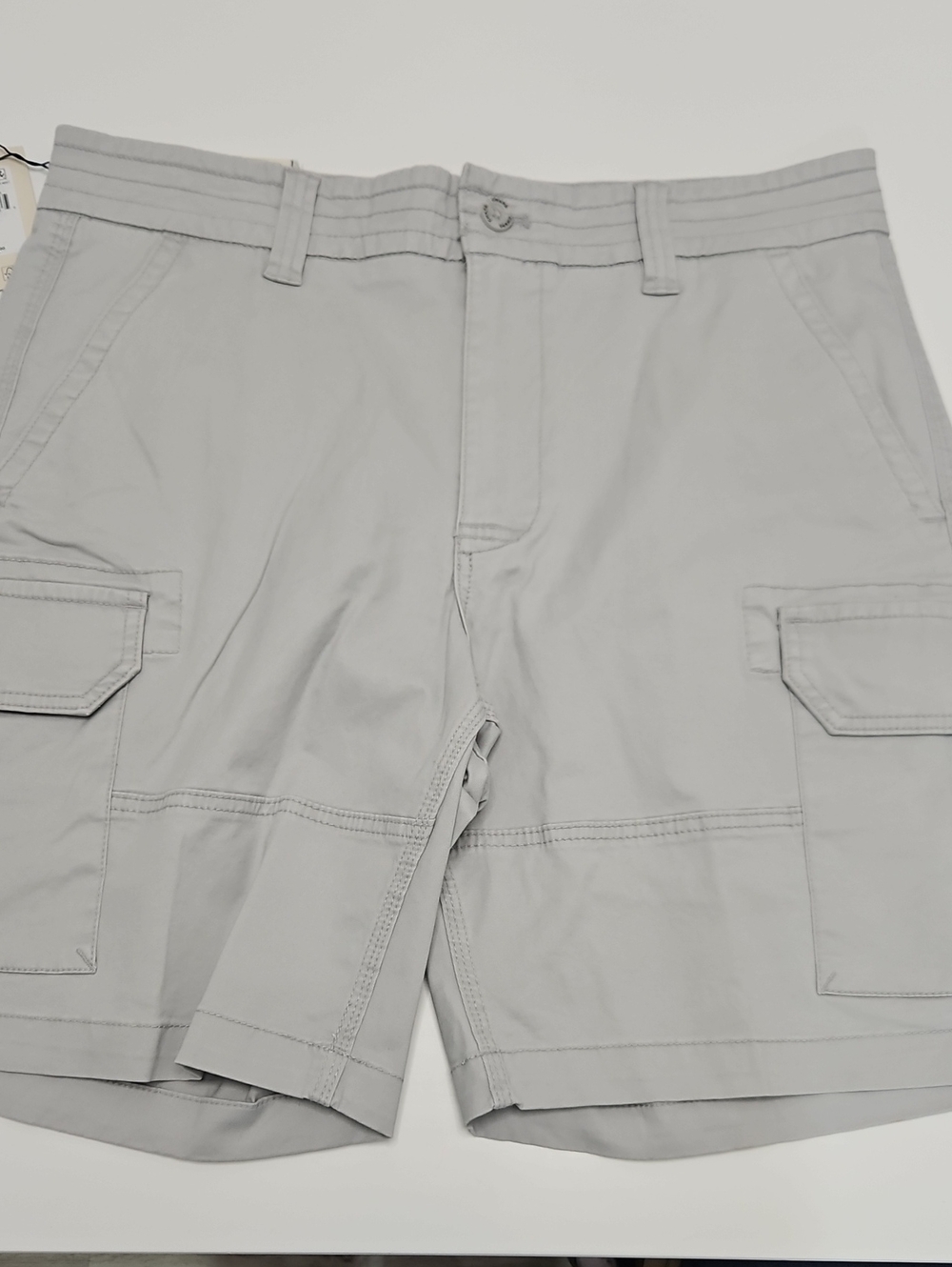 Chaps Seacoast Wash Light Gray Men's Cargo Shorts with Flap Pockets